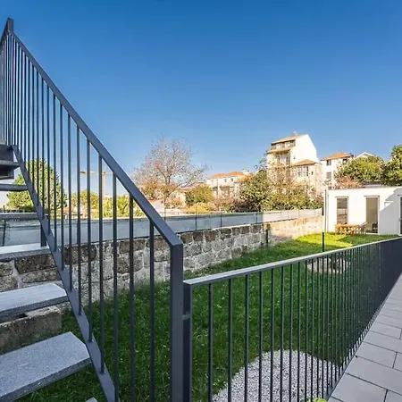 2-bedroom With Private Garden